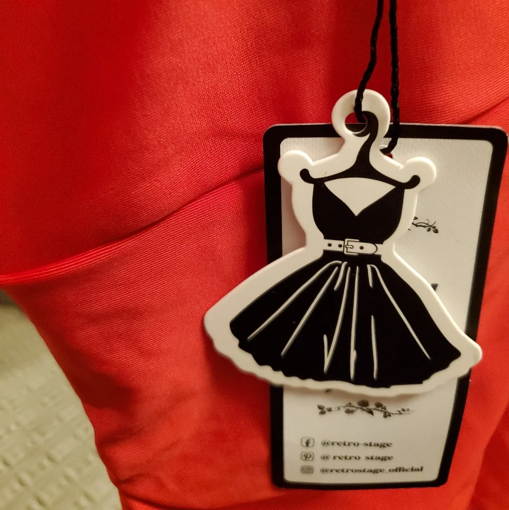 NWT red and white 2 piece retro swimsuit - Picture 6 of 6
